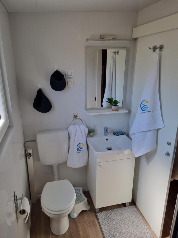 Mobilehome Elena Premium With Pool, Istria Banjole Exterior foto