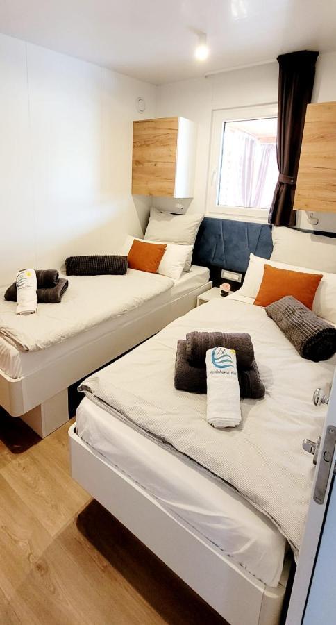 Mobilehome Elena Premium With Pool, Istria Banjole Exterior foto